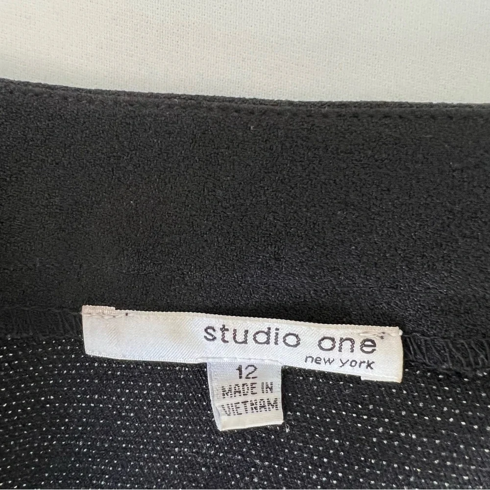Studio One‎ Black Jacket Size 12